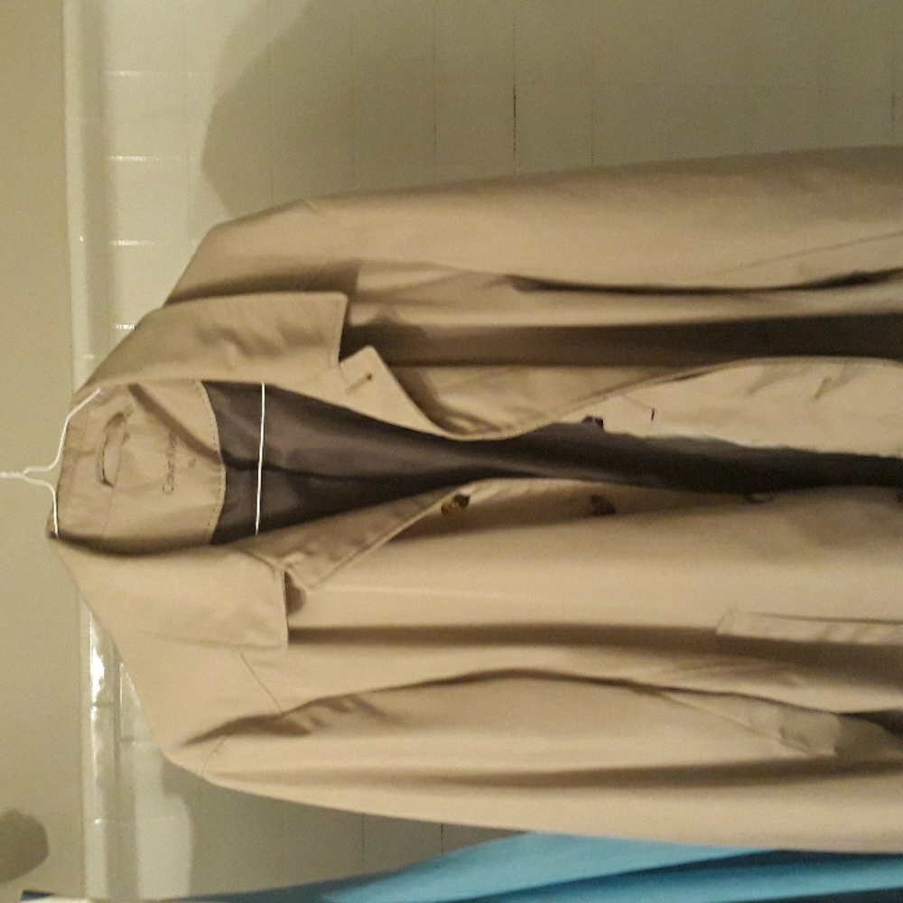 Full lenth light coat